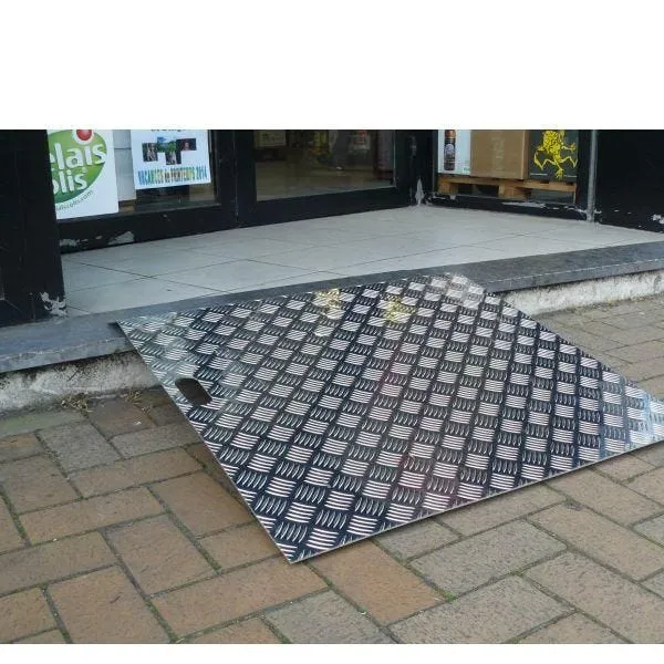 Rampe de seuil en aluminium pour usage intensif mankou