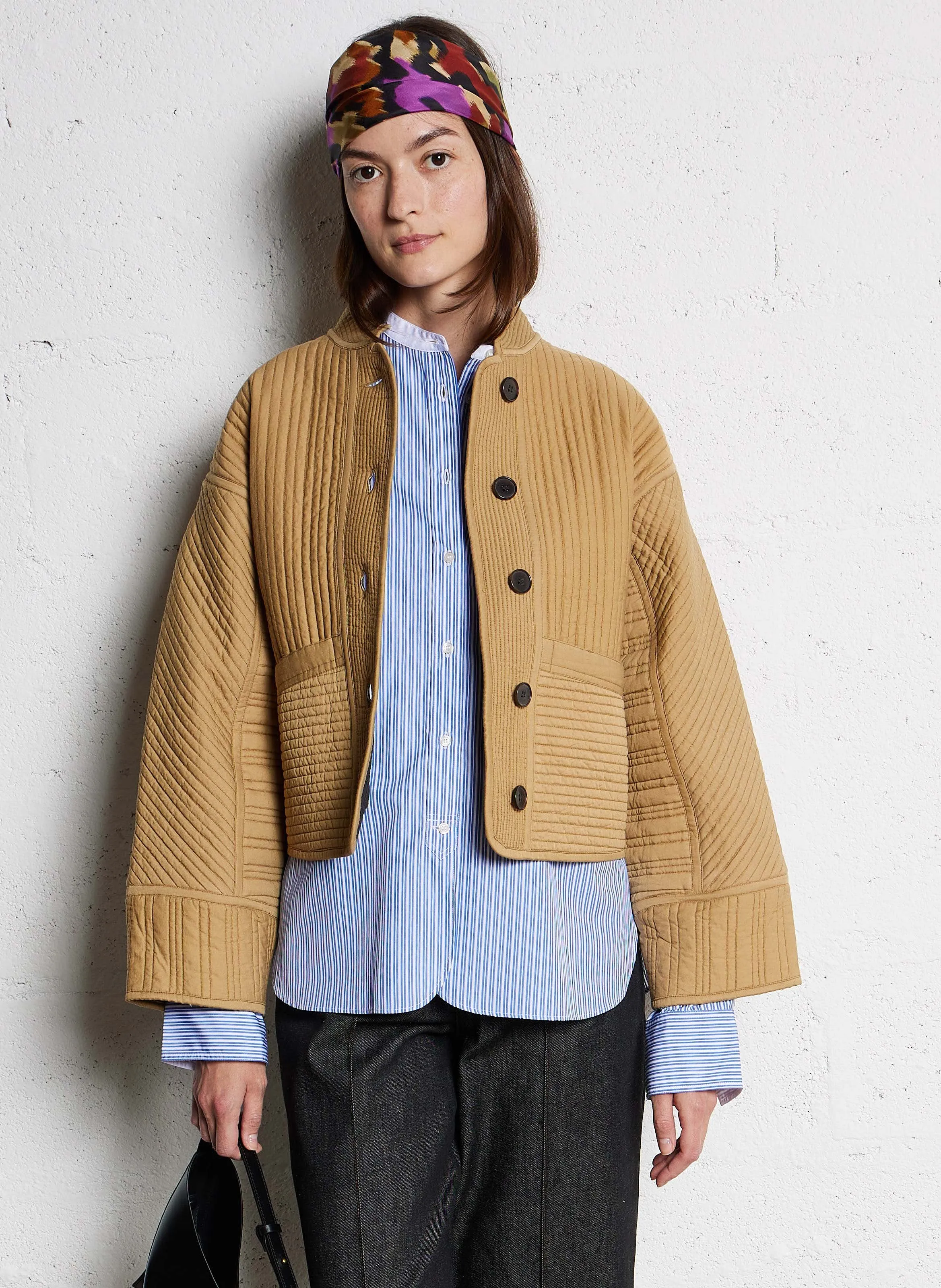 VESTE COURTE MATELASSéE EN COTON PATCHOULI - SOEUR pour FEMME | Printemps